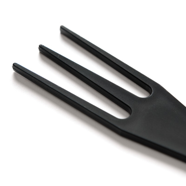 Расческа-трезубец Freshman Collection Carbon для моделирования и стрижки с широкими зубьями 21 см черный
